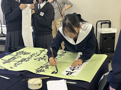 20251106_055900728_iOS